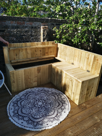 Corner garden storage seat