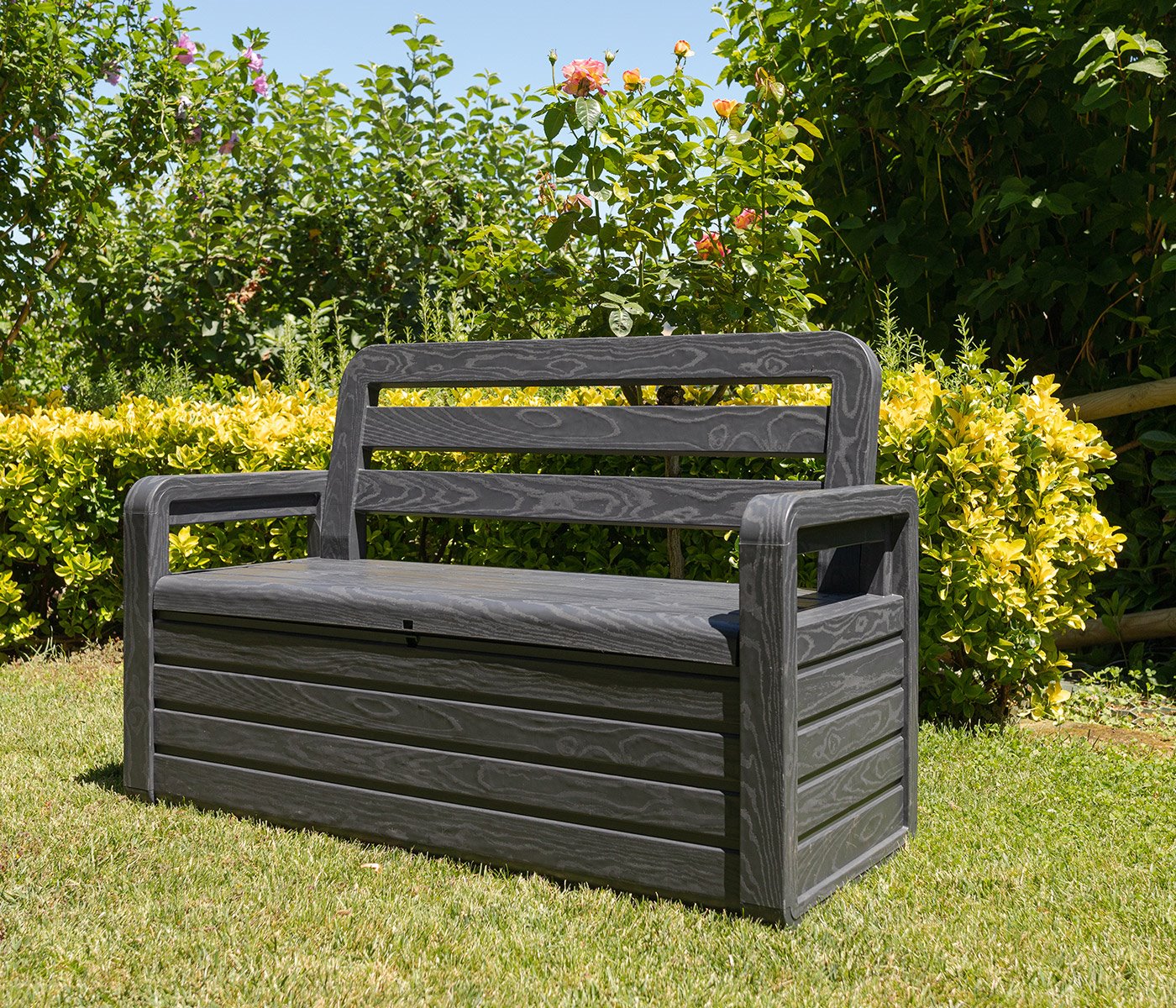 Multifunctional Storage Benches